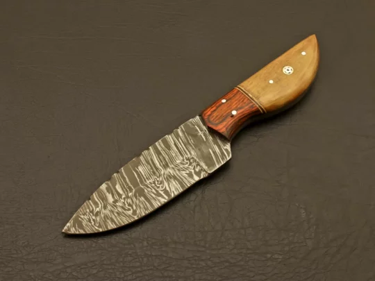 Damascus knife