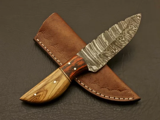 Damascus knife