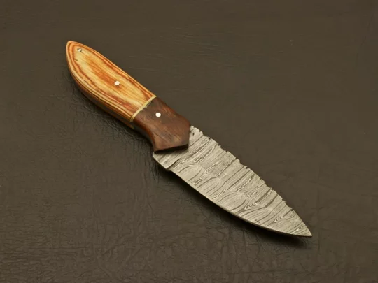 Damascus knife