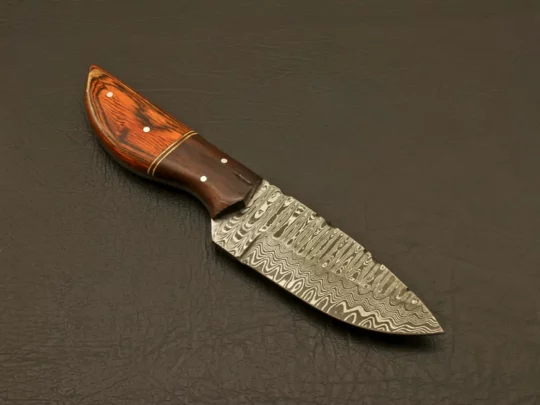 Damascus knife