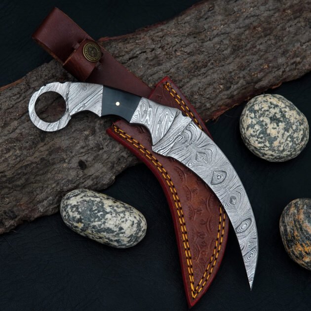 Handmade Damascus Karambit Knife: Buffalo Horn Handle, Leather Sheath | Camping and Hunting knife | EDC