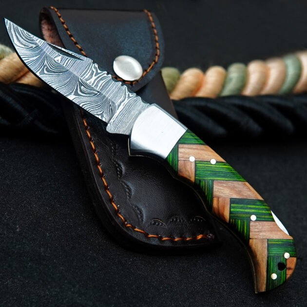 Damascus Steel Folding Pocket Knife, Pakka Wood Handle, Leather Sheath (6.5" Overall)