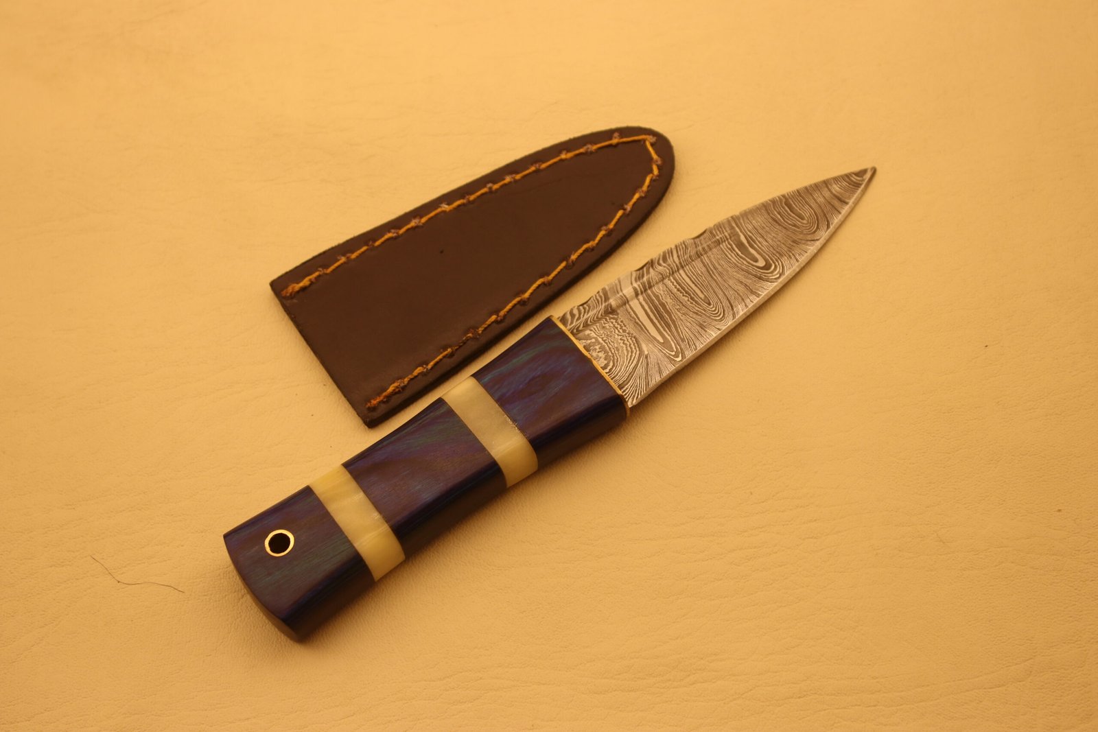 Celtic Scottish Dirk SGIAN DUBH Handle Knife with Pure Leather Sheath